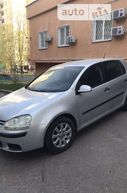 Хэтчбек Volkswagen Golf 2005 в Чернигове