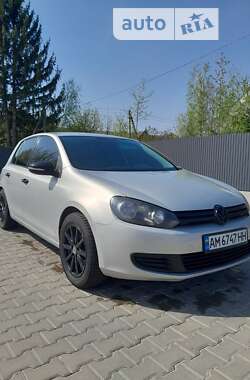 Хетчбек Volkswagen Golf 2010 в Хорошеві