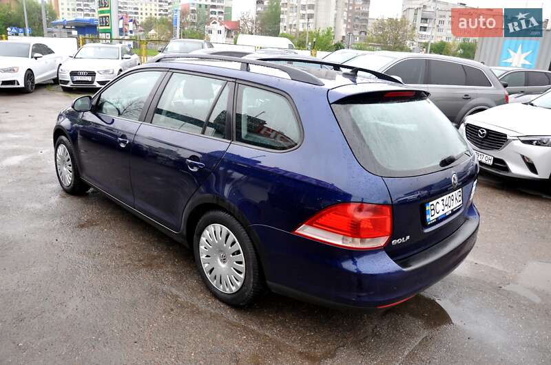 Універсал Volkswagen Golf 2009 в Львові