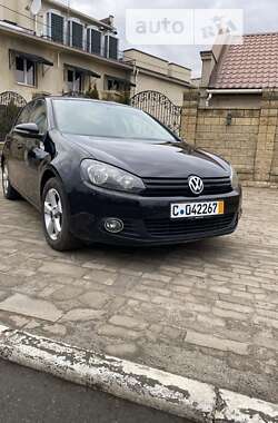 Хэтчбек Volkswagen Golf 2009 в Днепре