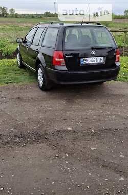 Универсал Volkswagen Golf 2005 в Ровно