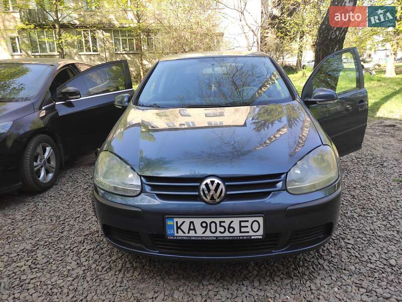 Хэтчбек Volkswagen Golf 2004 в Полтаве фото 4 Хэтчбек Volkswagen Golf 2004 в Полтаве