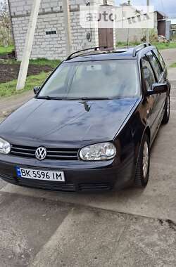 Универсал Volkswagen Golf 2005 в Ровно