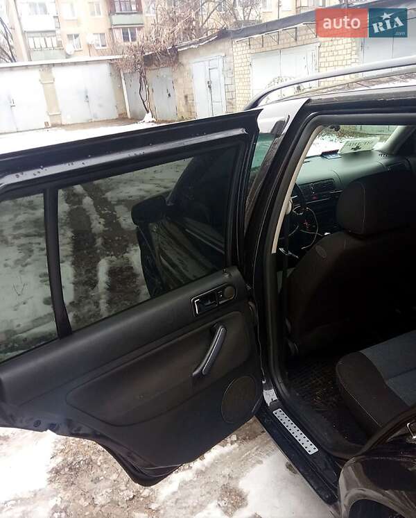 Универсал Volkswagen Golf 2003 в Харькове