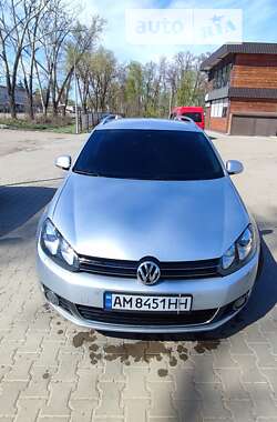 Універсал Volkswagen Golf 2011 в Коростені