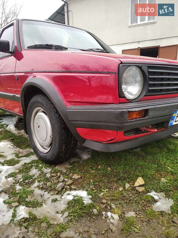 Хэтчбек Volkswagen Golf 1990 в Дрогобыче