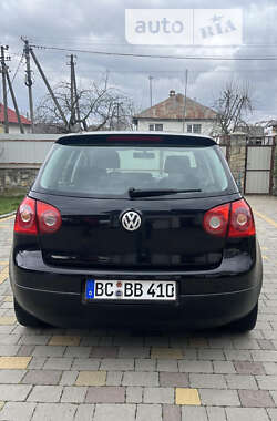 Хетчбек Volkswagen Golf 2005 в Івано-Франківську