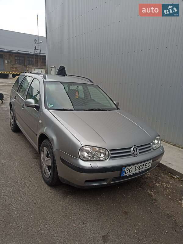 Volkswagen Golf 2001