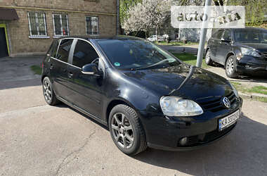 Хетчбек Volkswagen Golf 2007 в Києві