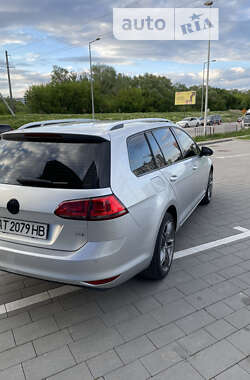 Універсал Volkswagen Golf 2013 в Івано-Франківську