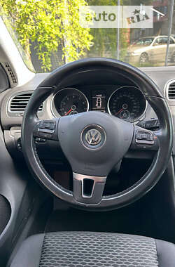 Хетчбек Volkswagen Golf 2011 в Одесі