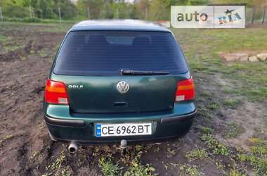 Хетчбек Volkswagen Golf 1999 в Кельменцях