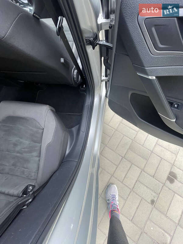 Універсал Volkswagen Golf 2017 в Запоріжжі