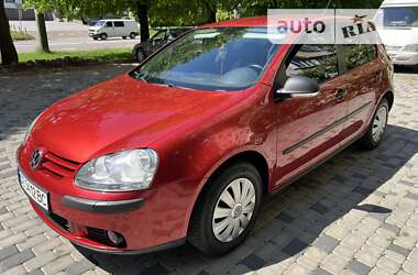 Хетчбек Volkswagen Golf 2009 в Чернівцях