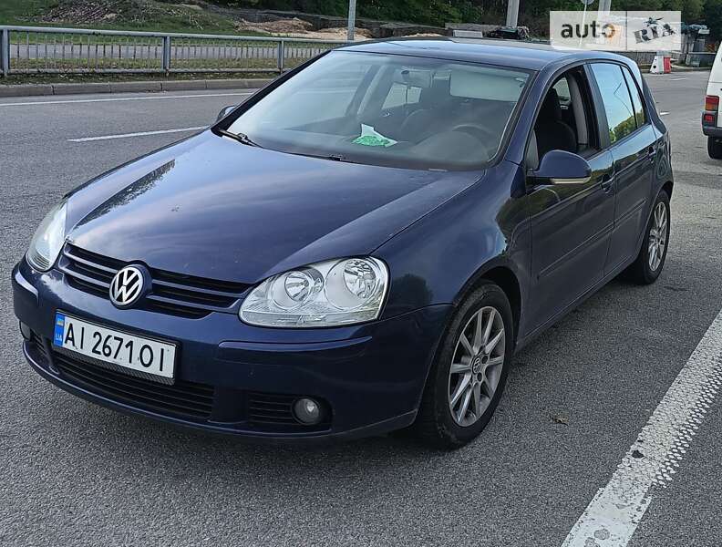 Хетчбек Volkswagen Golf 2008 в Києві