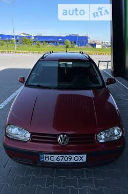 Универсал Volkswagen Golf 1999 в Стрые