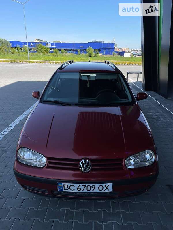 Универсал Volkswagen Golf 1999 в Стрые