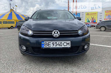 Универсал Volkswagen Golf 2010 в Черновцах