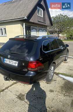 Универсал Volkswagen Golf 2010 в 
