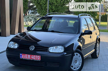 Універсал Volkswagen Golf 2002 в Луцьку