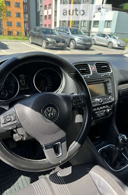 Універсал Volkswagen Golf 2012 в Рівному