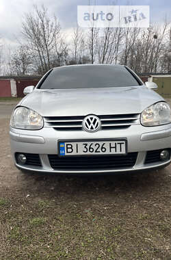 Хэтчбек Volkswagen Golf 2006 в Смеле