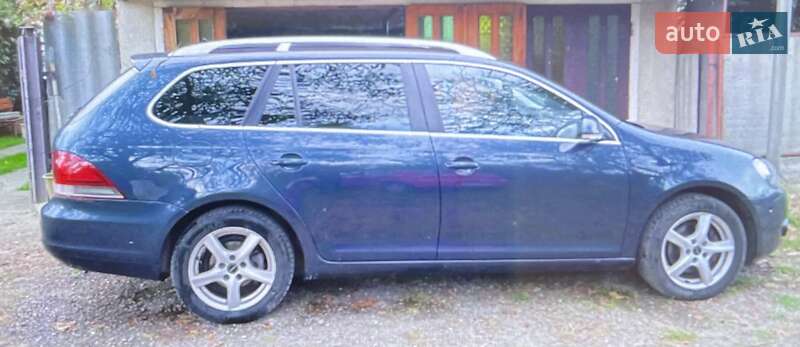 Універсал Volkswagen Golf 2010 в Береговому