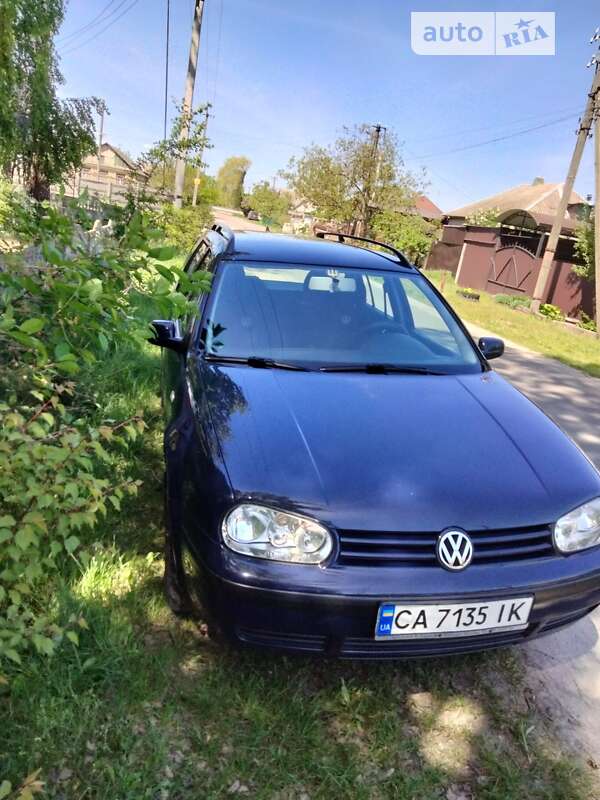 Універсал Volkswagen Golf 2002 в Черкасах