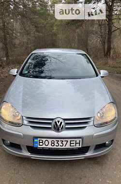 Хетчбек Volkswagen Golf 2008 в Бродах