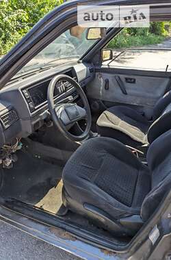 Хэтчбек Volkswagen Golf 1991 в Запорожье