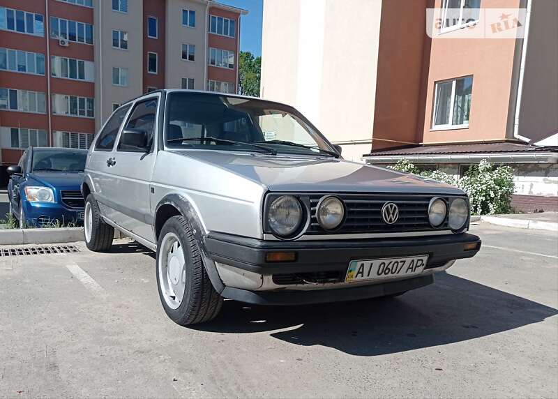 Хэтчбек Volkswagen Golf 1989 в Киеве