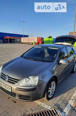 Хэтчбек Volkswagen Golf 2008 в Умани