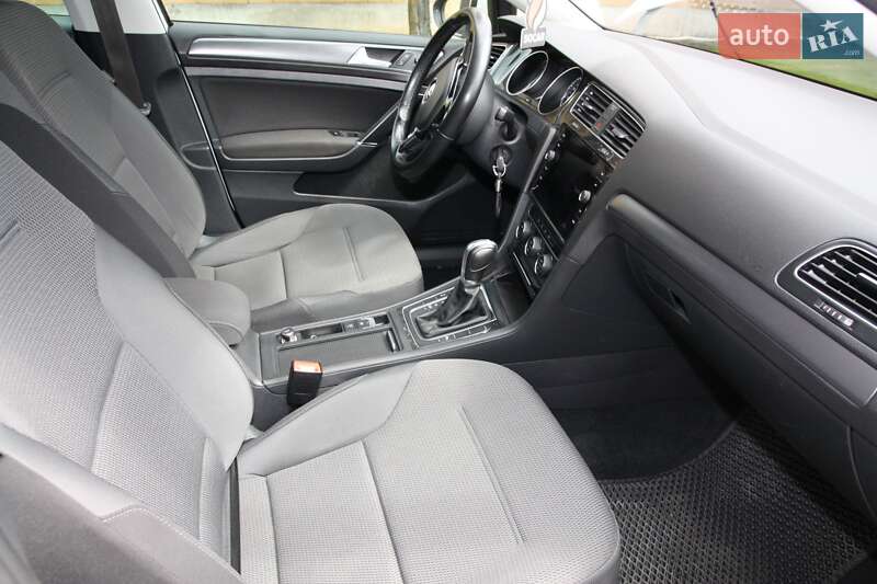Универсал Volkswagen Golf 2017 в Кропивницком фото 25 Универсал Volkswagen Golf 2017 в Кропивницком
