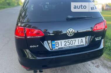 Универсал Volkswagen Golf 2014 в Полтаве