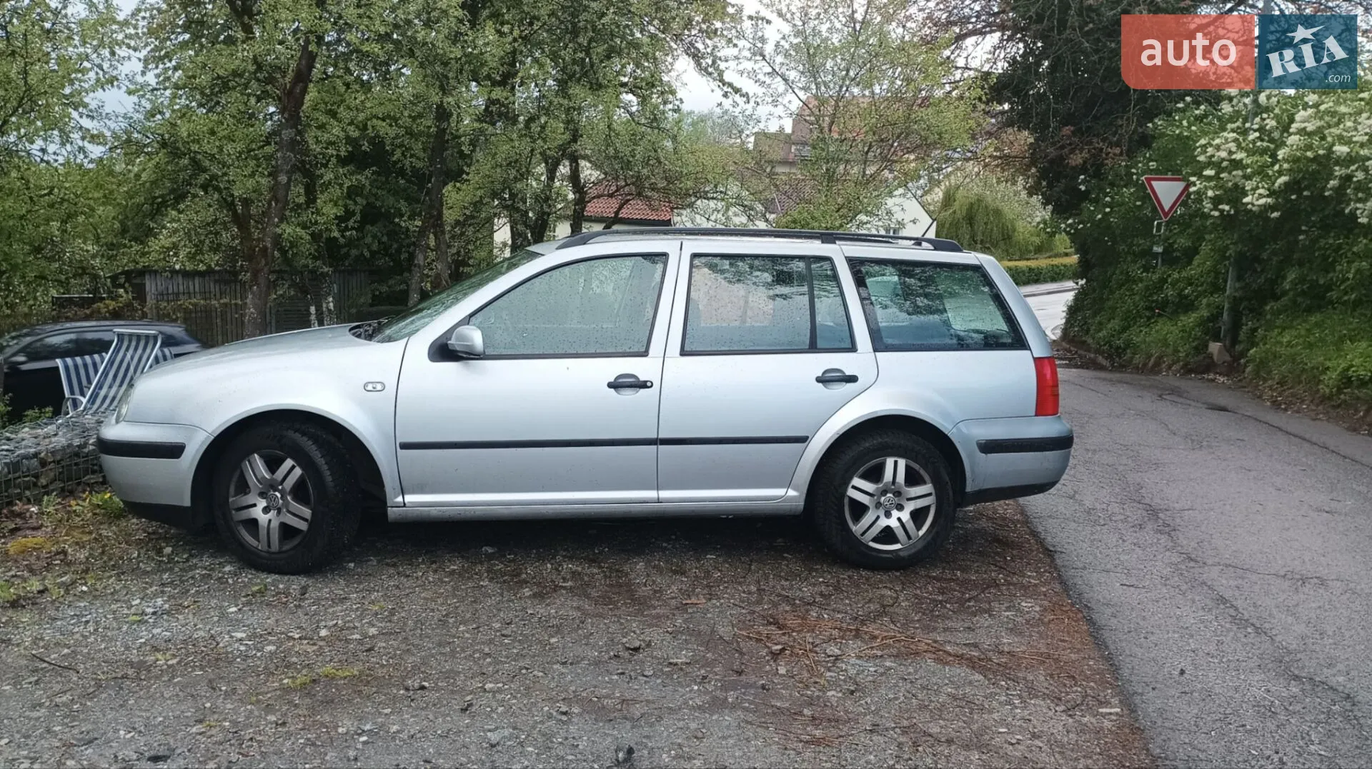 Volkswagen Golf 2001 VIN WVWZZZ1JZ2W262880 фото оголошення 2 з 4