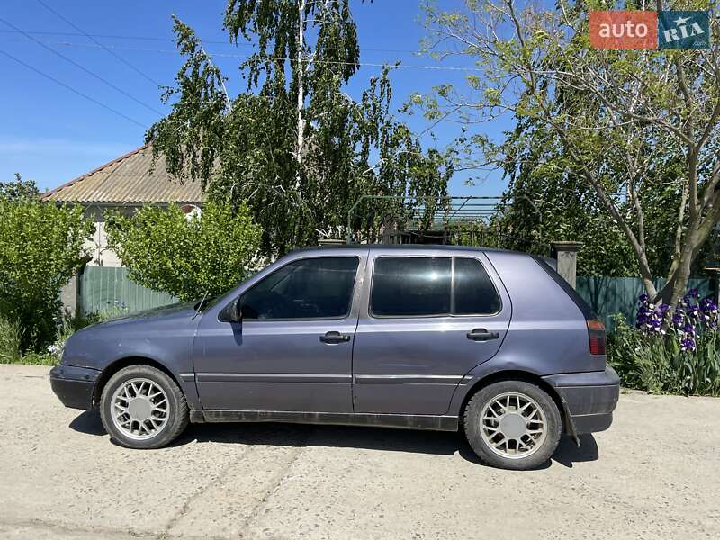 Volkswagen Golf 1996