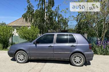 Хетчбек Volkswagen Golf 1996 в Кілії