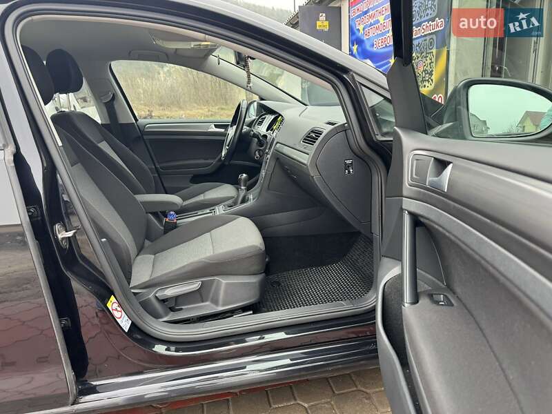 Универсал Volkswagen Golf 2014 в Кременце