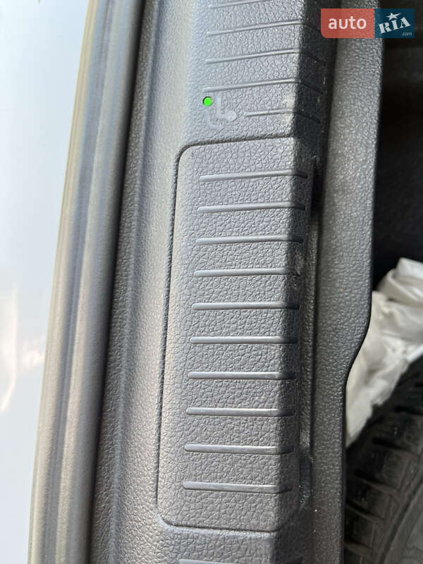 Универсал Volkswagen Golf 2017 в Мукачево