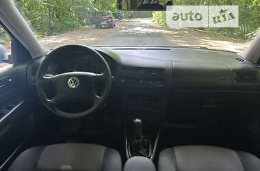 Универсал Volkswagen Golf 2001 в Полтаве