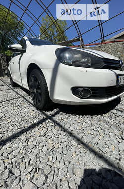 Хэтчбек Volkswagen Golf 2011 в Житомире