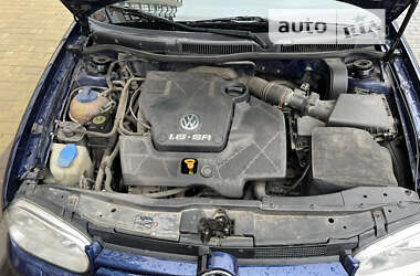 Универсал Volkswagen Golf 2000 в 