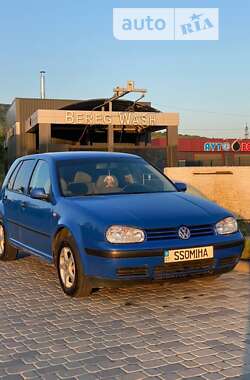 Хетчбек Volkswagen Golf 1999 в Береговому