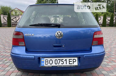 Хетчбек Volkswagen Golf 2000 в Чернівцях