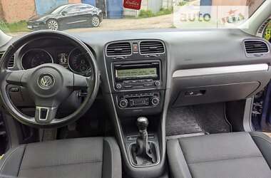 Хетчбек Volkswagen Golf 2010 в Іллінцях