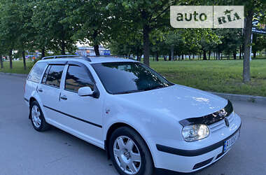 Универсал Volkswagen Golf 2004 в Умани