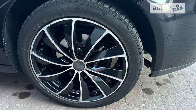 Хэтчбек Volkswagen Golf 2008 в Запорожье