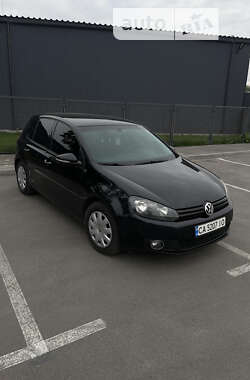 Хэтчбек Volkswagen Golf 2011 в Умани