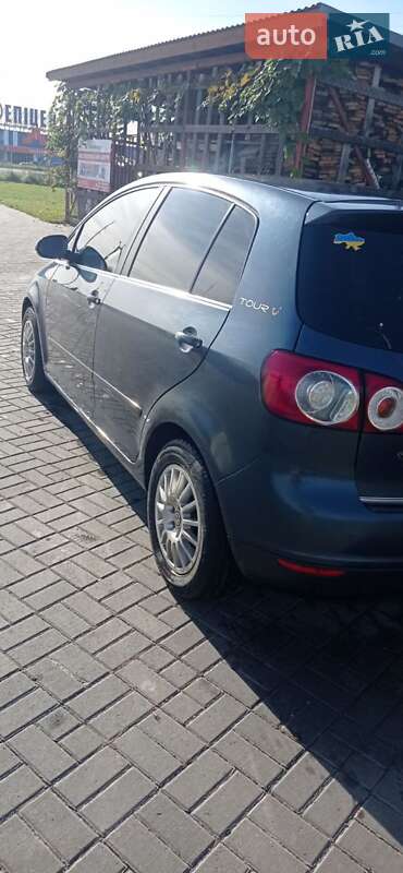 Хэтчбек Volkswagen Golf 2007 в Нововолынске