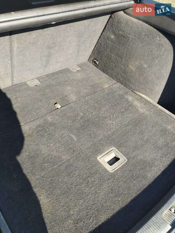 Універсал Volkswagen Golf 2012 в Полтаві